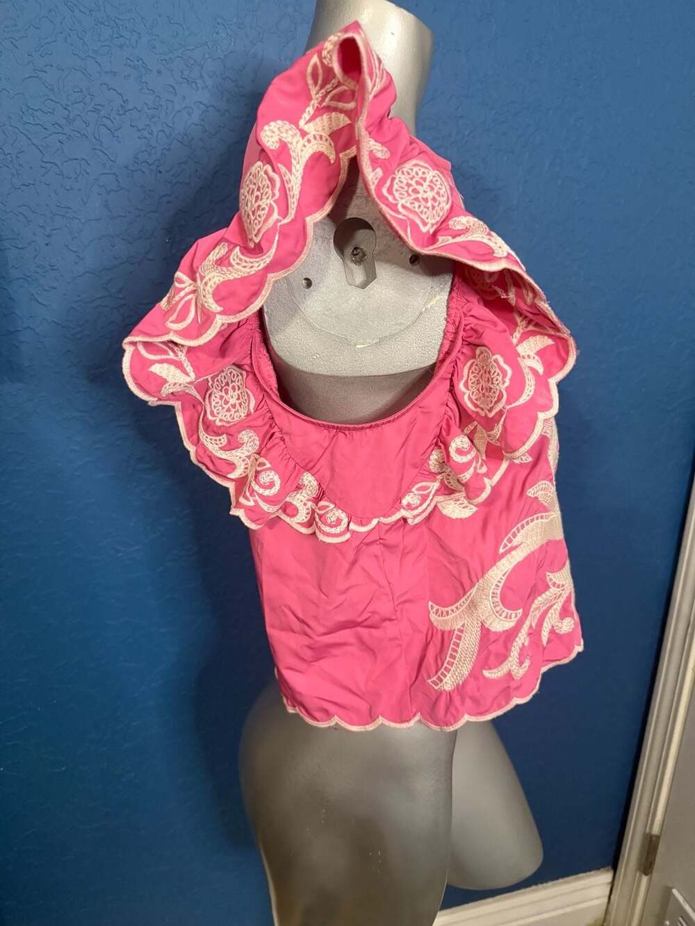 THML Pink Embroidered Flutter Sleeve Blouse Top Size S Boho Statement - Picture 2 of 6